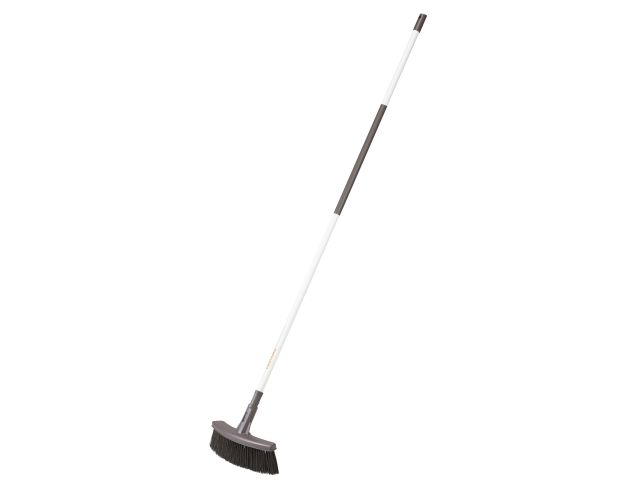 Купить Метла облегченная FISKARS (FISKARS) (1025927)